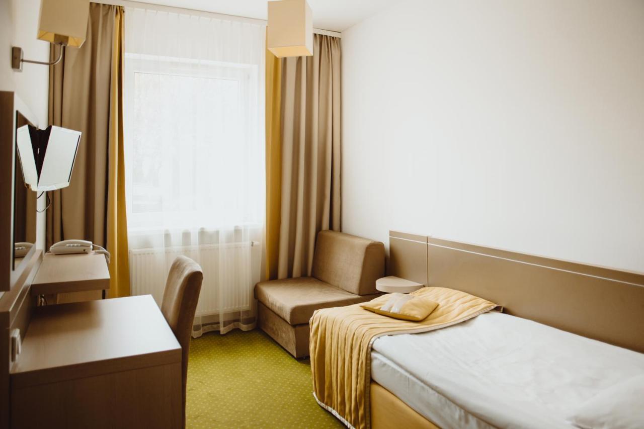 Arche Hotel Siedlce Bagian luar foto