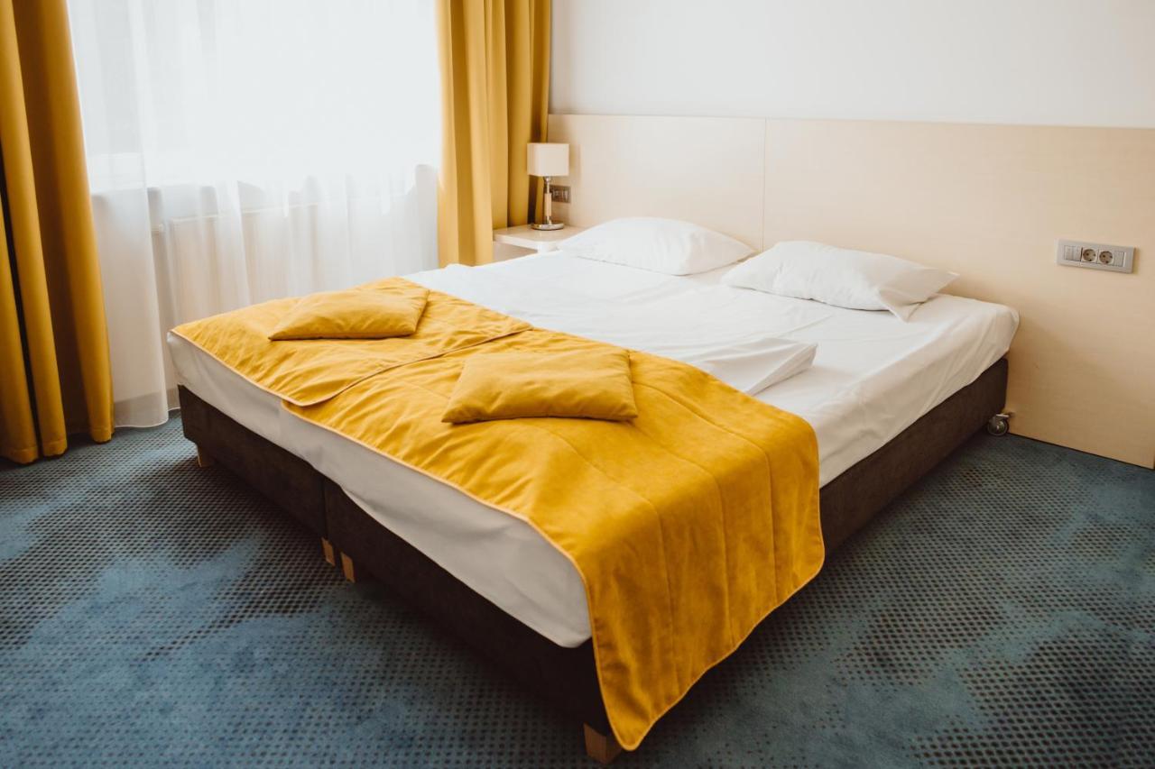 Arche Hotel Siedlce Bagian luar foto