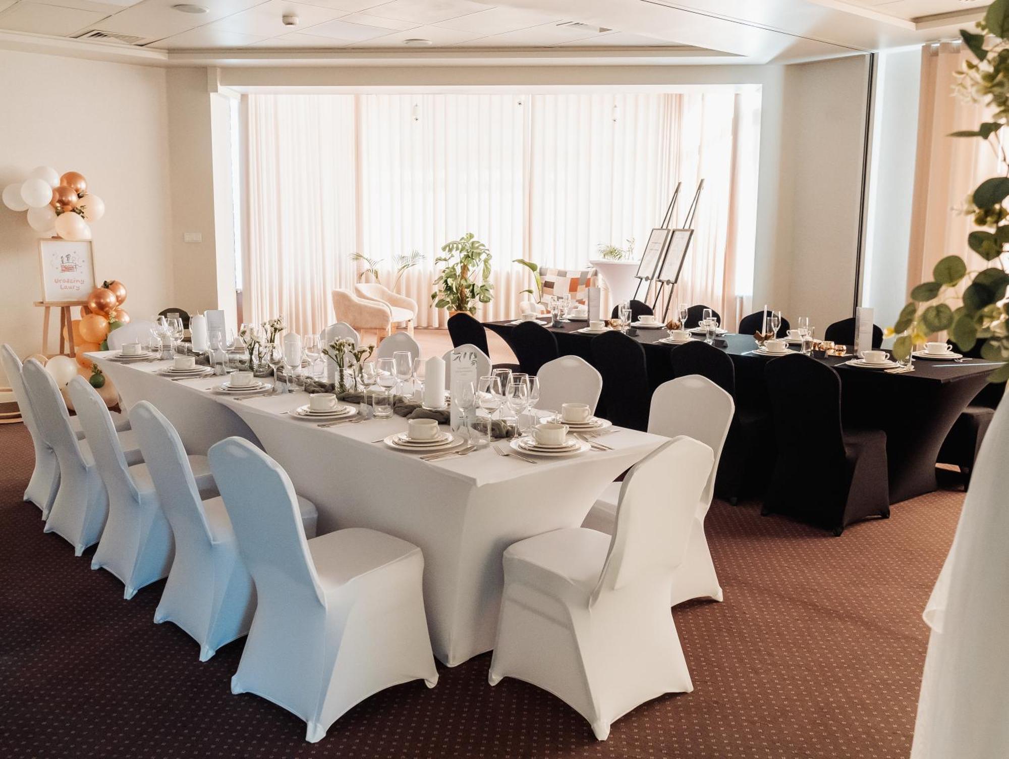 Arche Hotel Siedlce Bagian luar foto