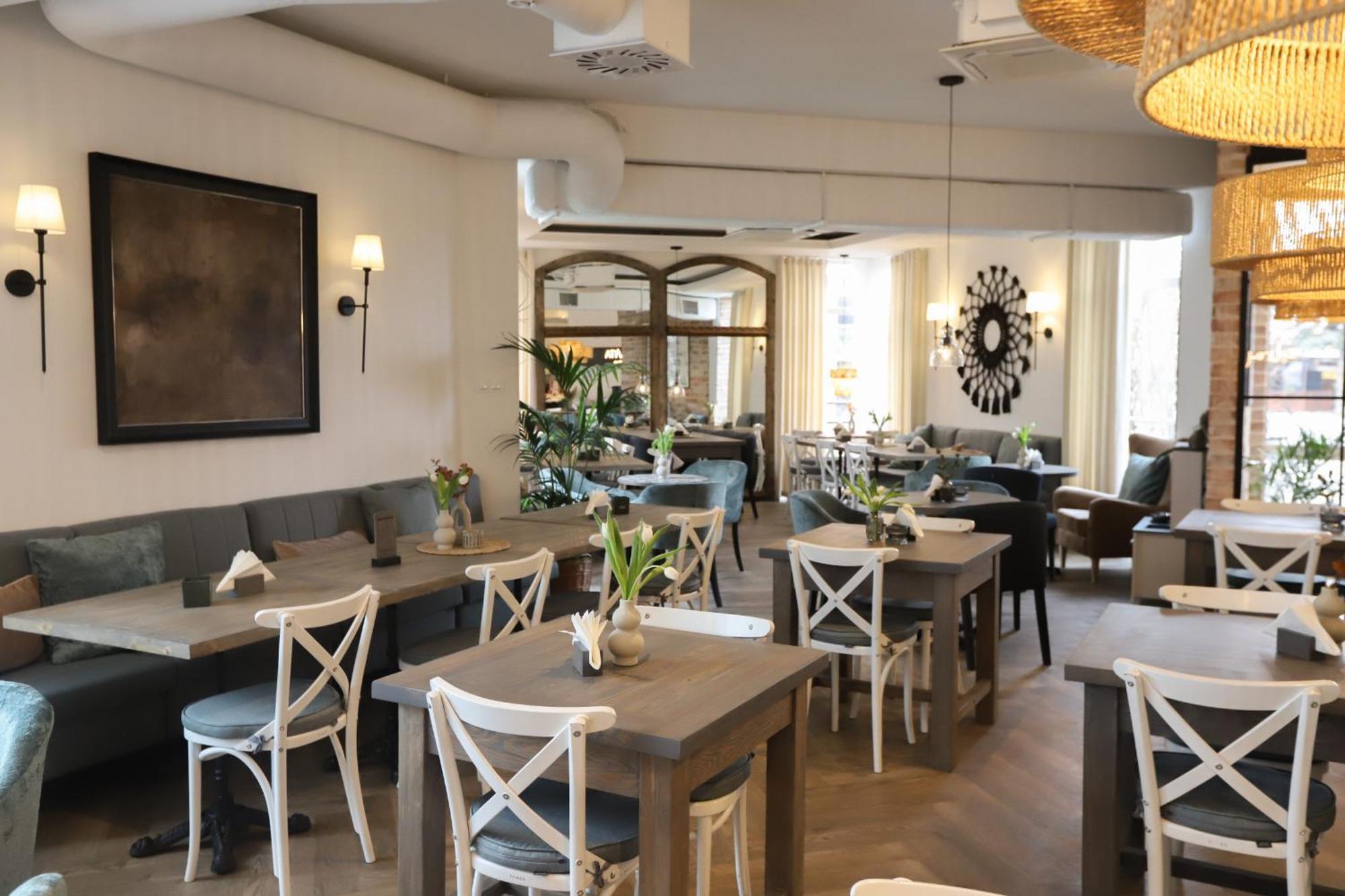 Arche Hotel Siedlce Bagian luar foto