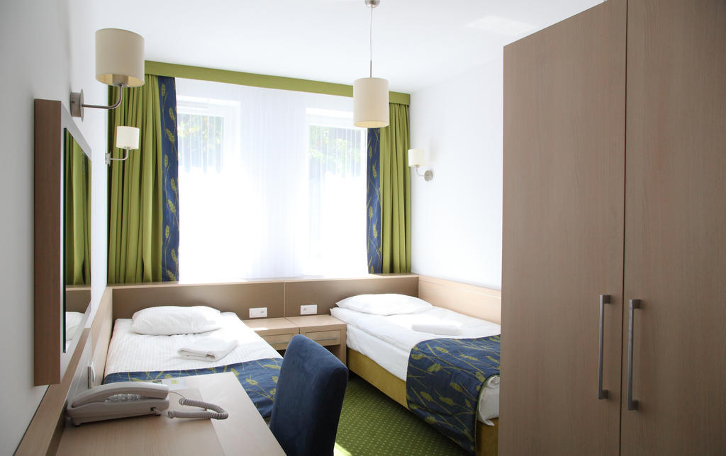 Arche Hotel Siedlce Bagian luar foto