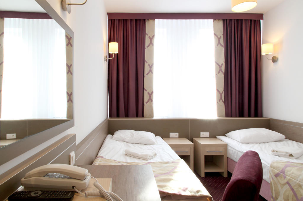 Arche Hotel Siedlce Ruang foto