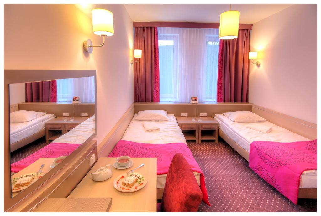 Arche Hotel Siedlce Bagian luar foto