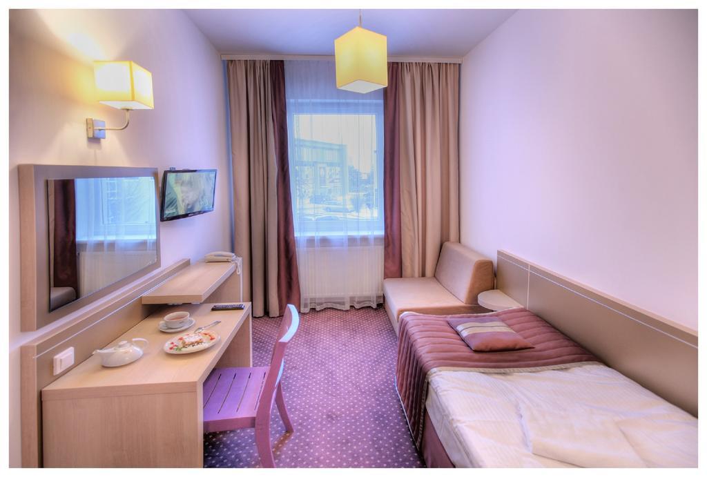 Arche Hotel Siedlce Bagian luar foto