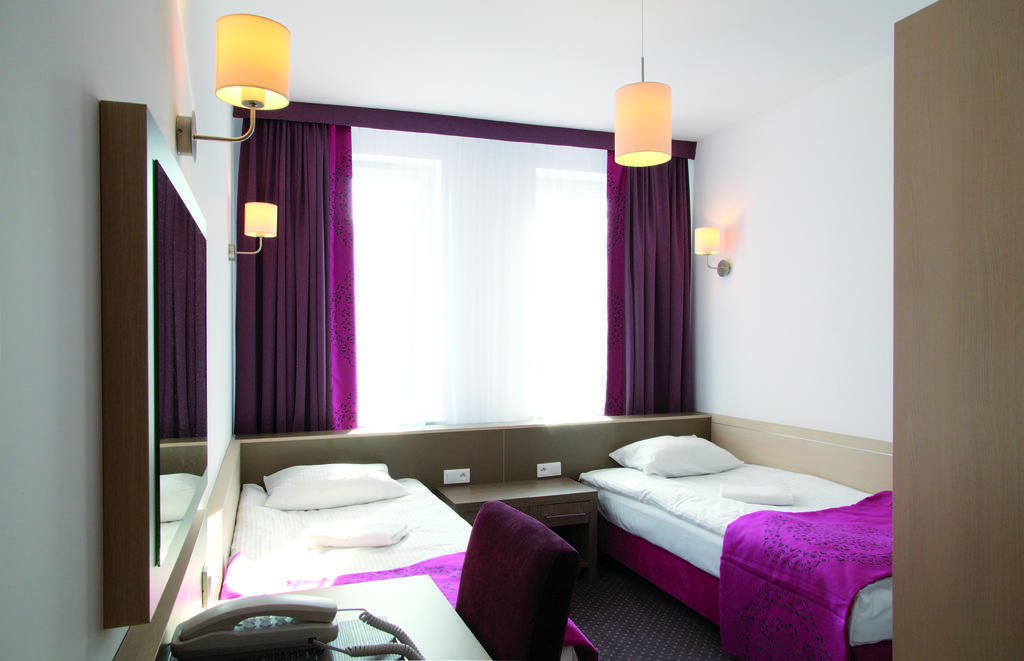 Arche Hotel Siedlce Bagian luar foto