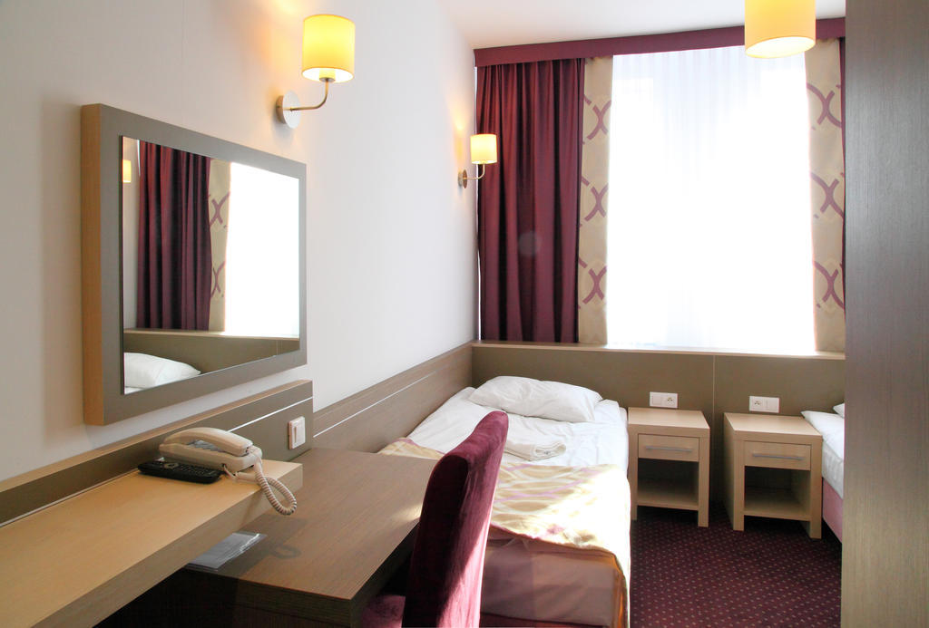 Arche Hotel Siedlce Ruang foto