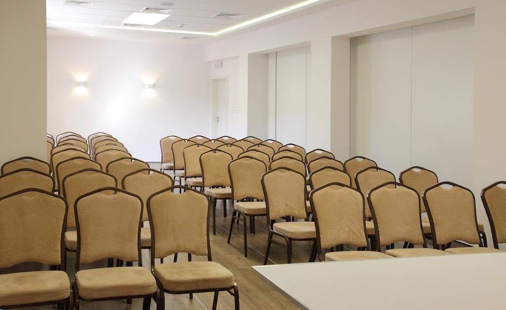 Arche Hotel Siedlce Bagian luar foto